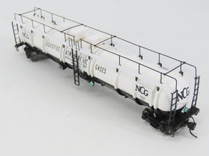 HO Scale Broadway Limited BLI 6106 UTLX NCG Liquefied Gas Cryogenic Tankcar 2-Pk