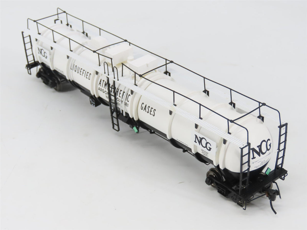 HO Scale Broadway Limited BLI 6106 UTLX NCG Liquefied Gas Cryogenic Tankcar 2-Pk