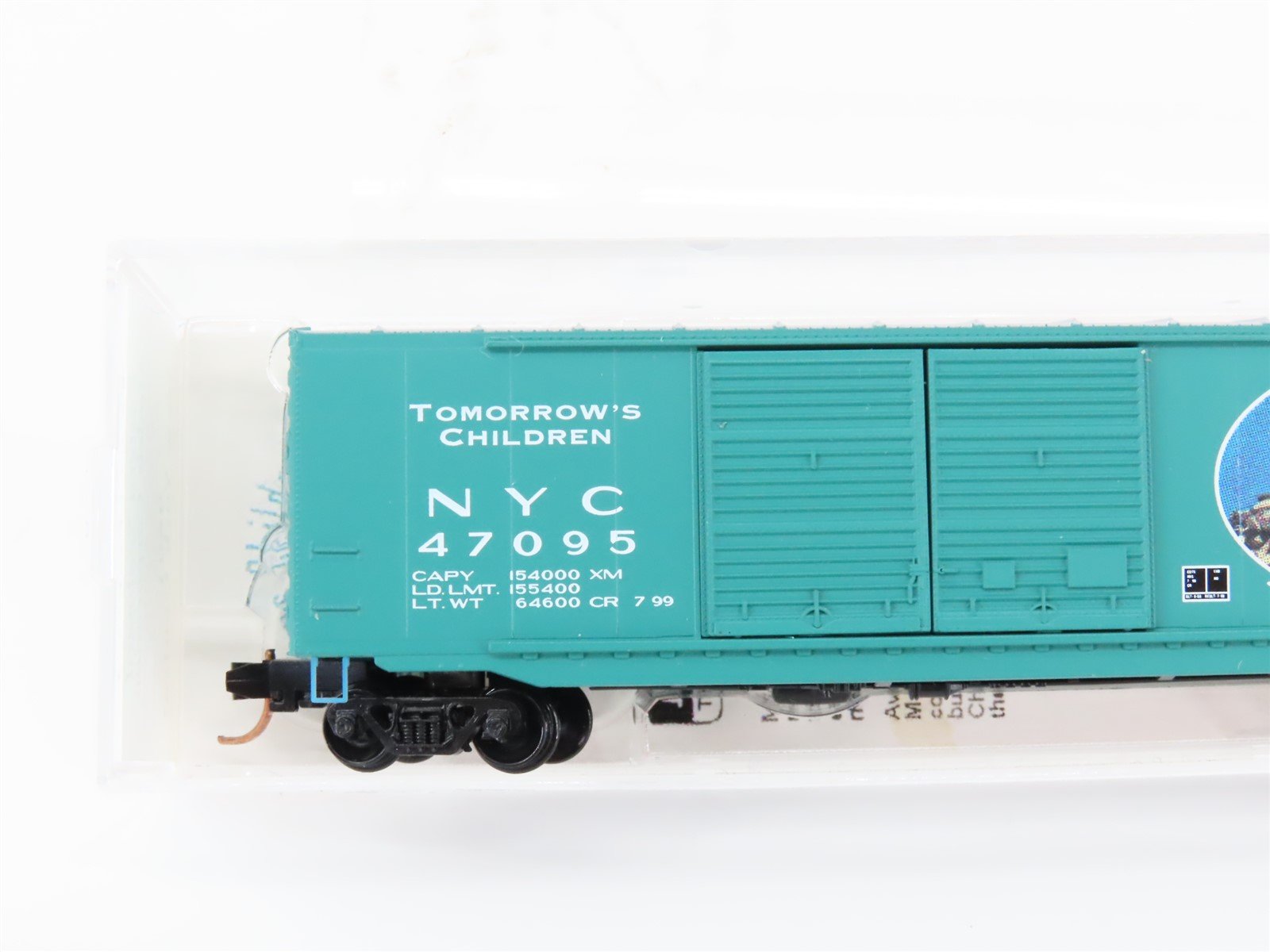 N Micro-Trains MTL ESM Special Run 9801 NYC Tomorrow's Children Boxcar 47095