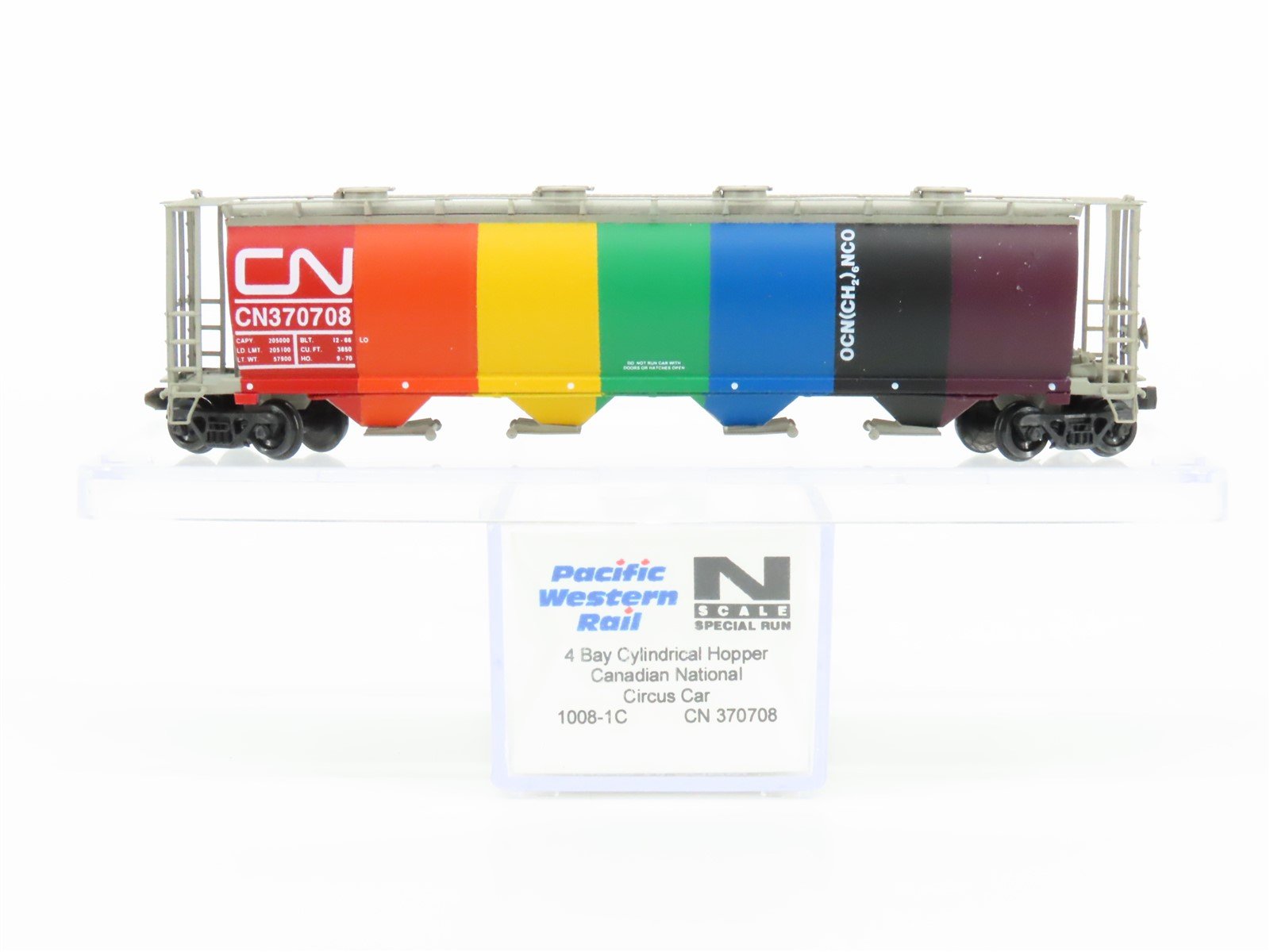 N InterMountain/PWRS 1008-1C CN Circus Car 4-Bay Cylindrical Hopper 370708