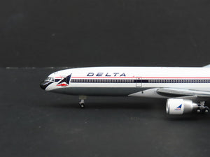1:400 Gemini Jets GJDAL037A Die-Cast Delta Lockheed L-1011-385-1 Airliner
