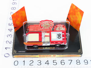 1:64 Scale Code 3 #02450 Die-Cast City of LA Seagrave Fire Engine #90