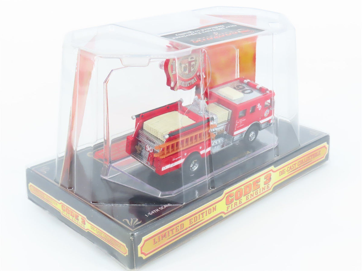 1:64 Scale Code 3 #02450 Die-Cast City of LA Seagrave Fire Engine #90