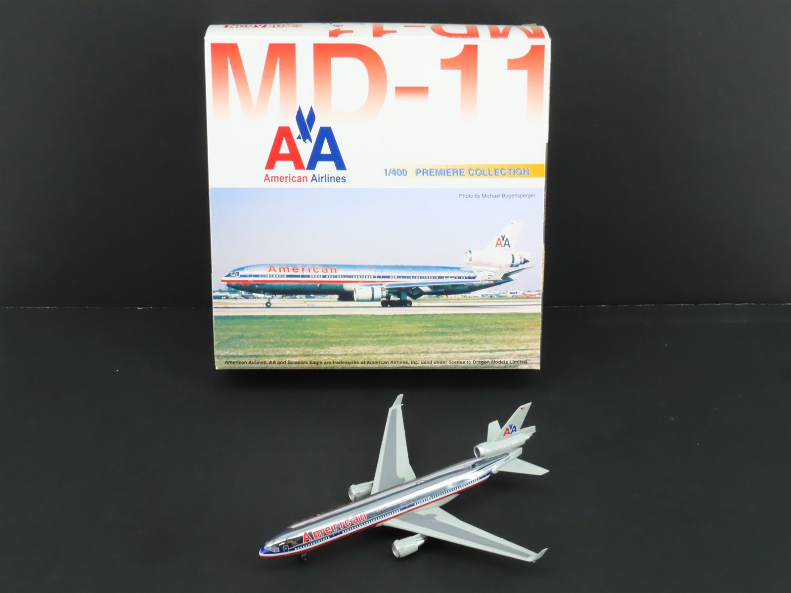 1:400 Dragon Wings Premiere 55065 Die-Cast American Airlines MD-11 Airliner