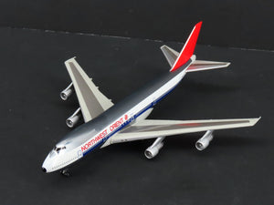1:400 Dragon Wings 55212 Die-Cast Northwest Orient Boeing 747-251B Airliner