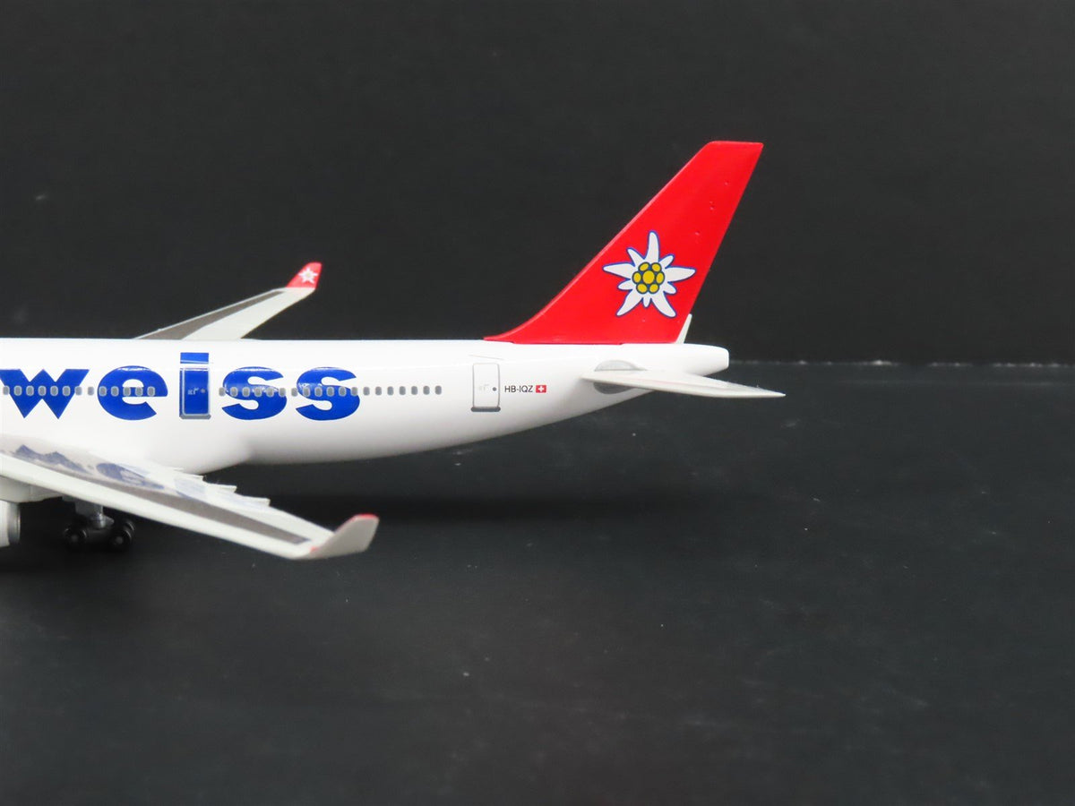 1:400 Dragon Wings Premiere 55305 Die-Cast Edelweiss A330-243 Airliner HB-IQZ