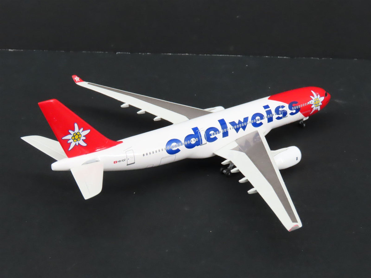 1:400 Dragon Wings Premiere 55305 Die-Cast Edelweiss A330-243 Airliner HB-IQZ