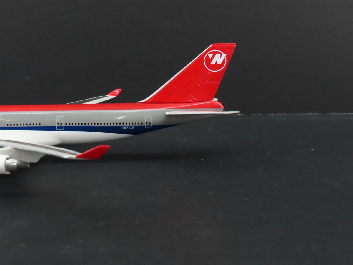 1:400 Dragon Wings 55470 Die-Cast Northwest Airlines Boeing 747-400 Airliner