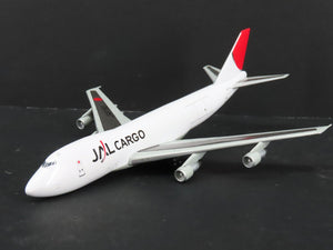 1:400 Dragon Wings 55487 Die-Cast Japan Airlines Boeing 747-200F Airliner