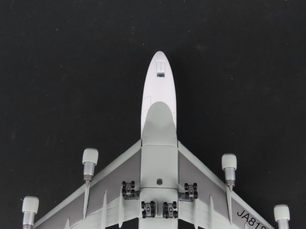 1:400 Dragon Wings 55487 Die-Cast Japan Airlines Boeing 747-200F Airliner