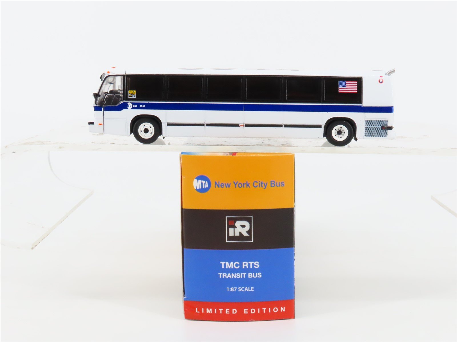 1:87 Iconic Replicas Die-Cast 87-0397 MTA New York City TMC RTS Transit Bus