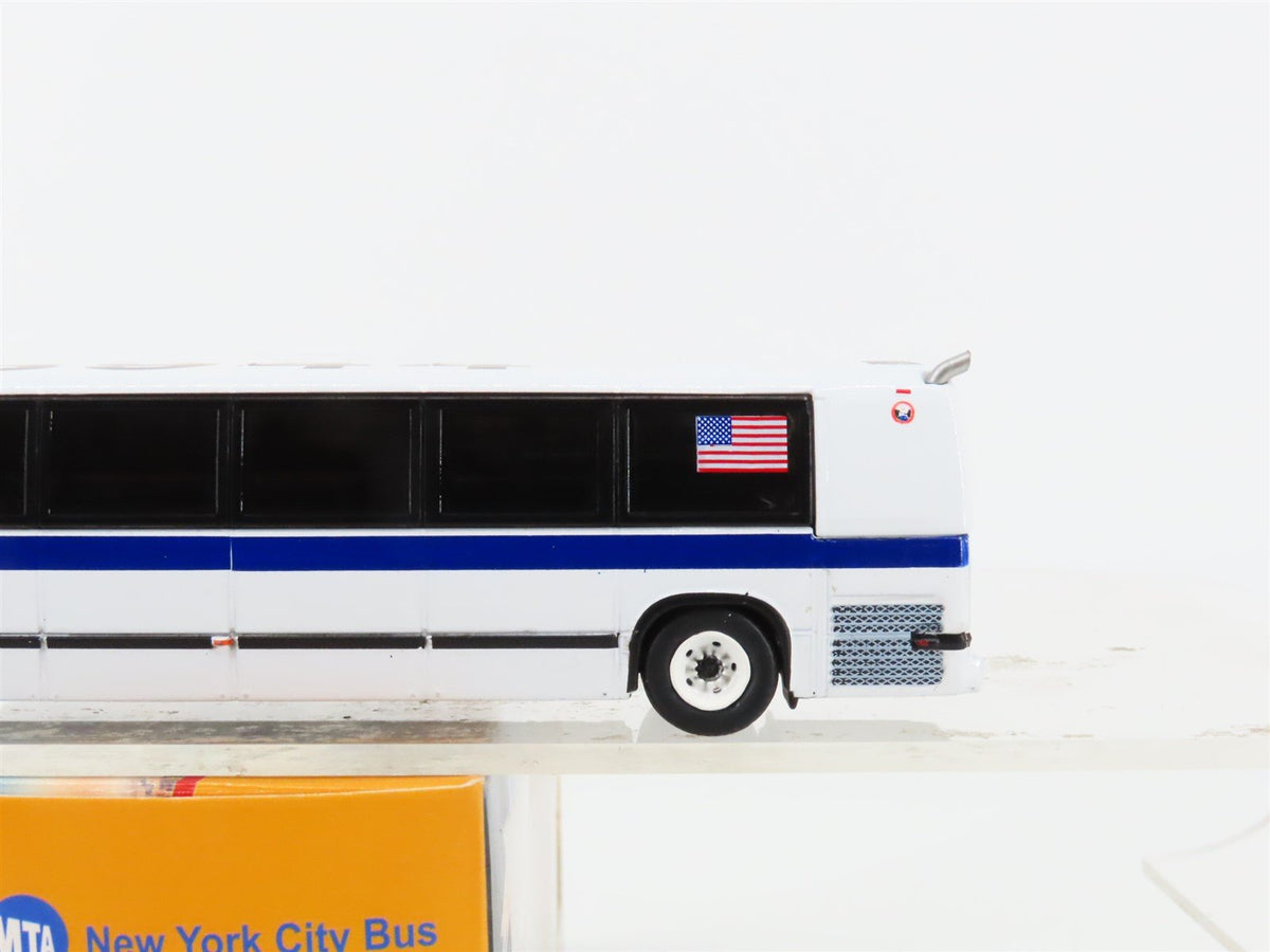 1:87 Iconic Replicas Die-Cast 87-0397 MTA New York City TMC RTS Transit Bus