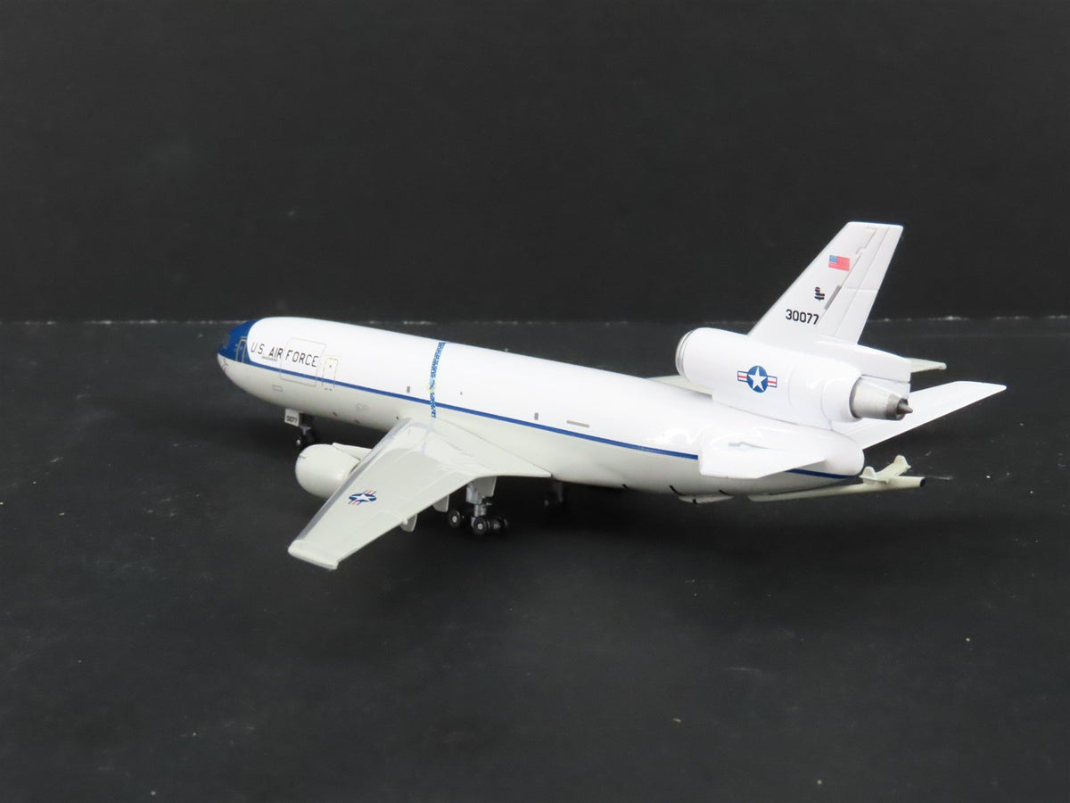 1:400 Dragon Wings 55473 Die-Cast USAF Great White KC-10 Extender Airliner