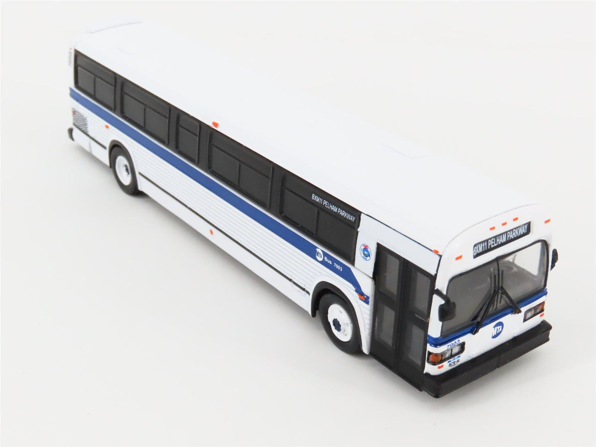 1:87 Iconic Replicas Die-Cast 87-0388 MTA NYC Suburban MCI Classic Bus