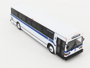 1:87 Iconic Replicas Die-Cast 87-0388 MTA NYC Suburban MCI Classic Bus