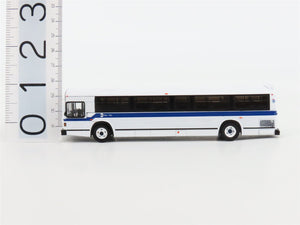 1:87 Iconic Replicas Die-Cast 87-0388 MTA NYC Suburban MCI Classic Bus