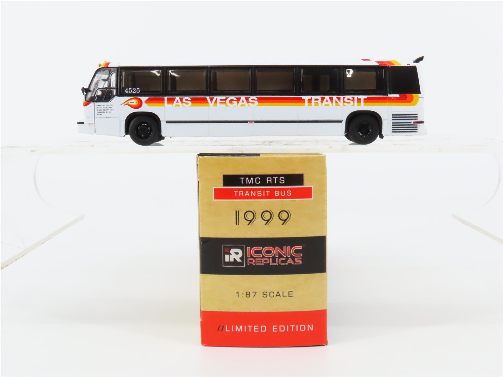 1:87 Iconic Replicas Die-Cast 87-0401 Las Vegas Transit 1999 TMC RTS Transit Bus