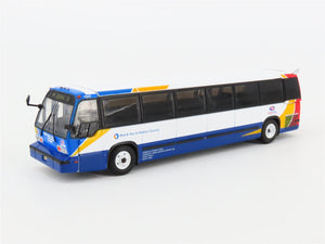 1:87 Iconic Replicas 87-0318 Coach USA 