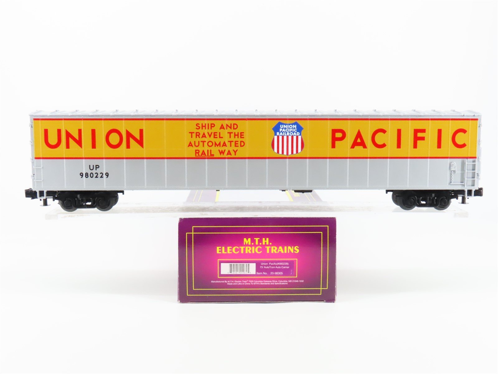 O Gauge 3-Rail MTH 20-98305 UP Union Pacific 75' AutoTrain Auto Carrier #980229