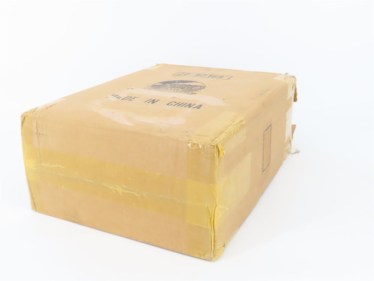 O Gauge 3-Rail MTH 20-90169 John Deere 40&#39; AAR Box Car Set of 3