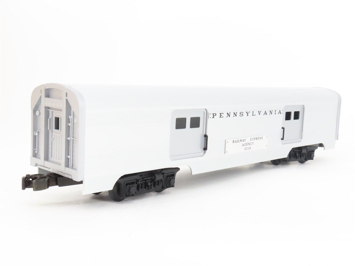 O 3-Rail MTH 20-80003D PRR Pennsylvania 60&#39; Baggage/Diner Passenger 2-Car Set