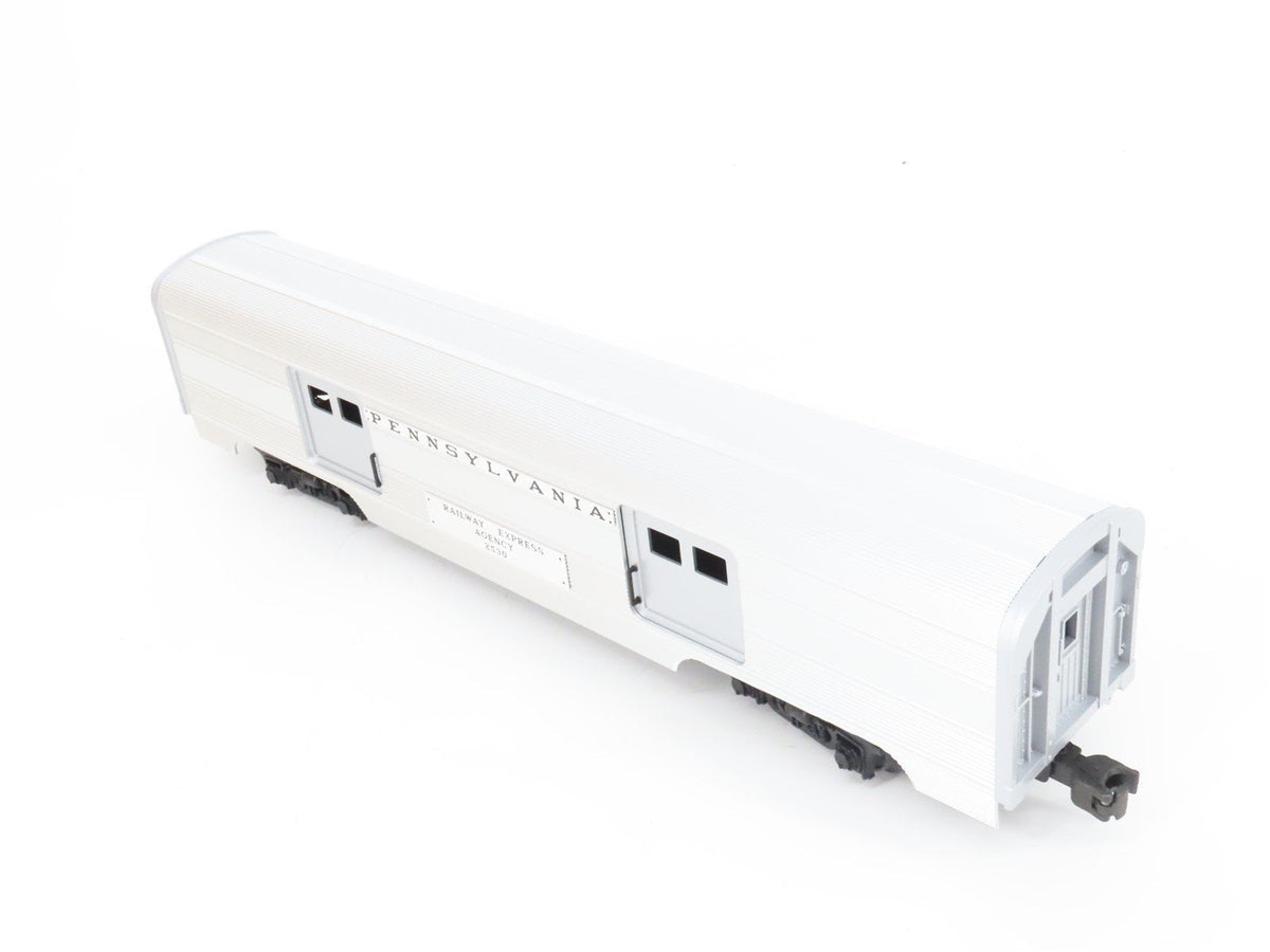 O 3-Rail MTH 20-80003D PRR Pennsylvania 60&#39; Baggage/Diner Passenger 2-Car Set