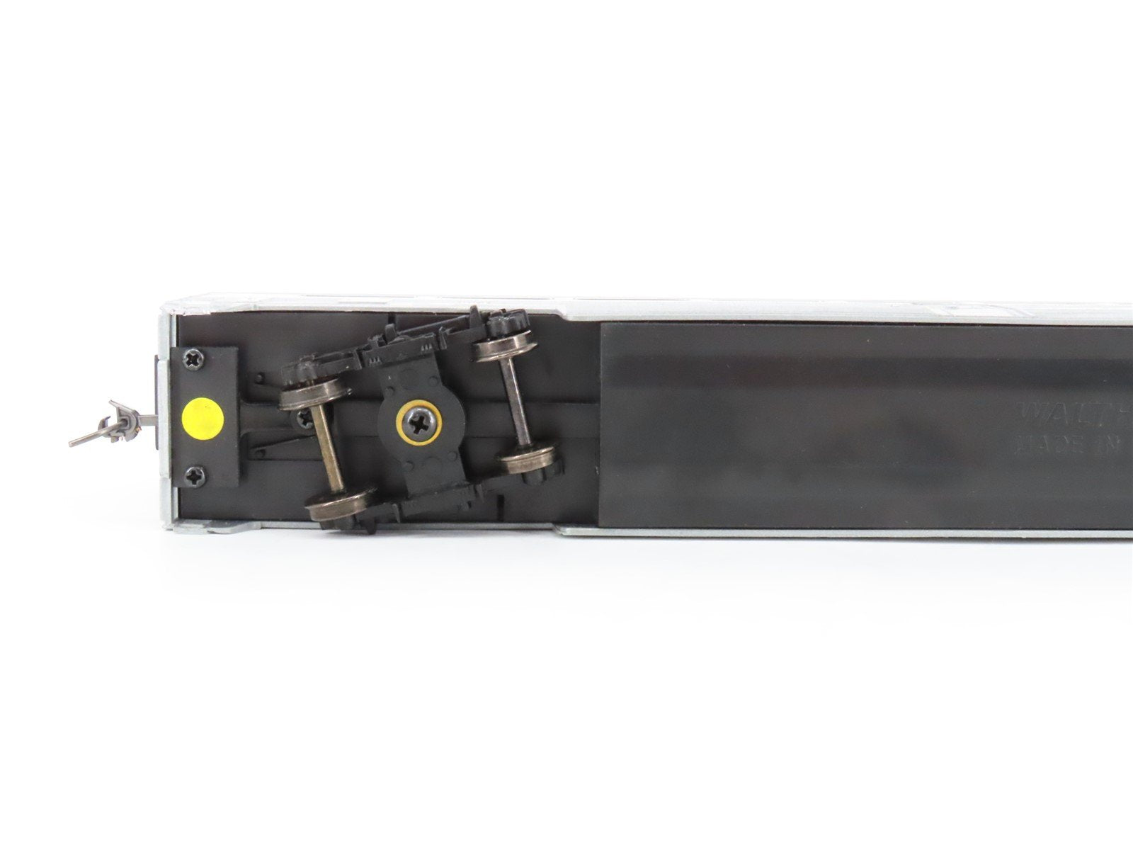 HO Walthers 932-6173 AMTK Amtrak Ph IV Superliner I Sleeper Passenger #32009