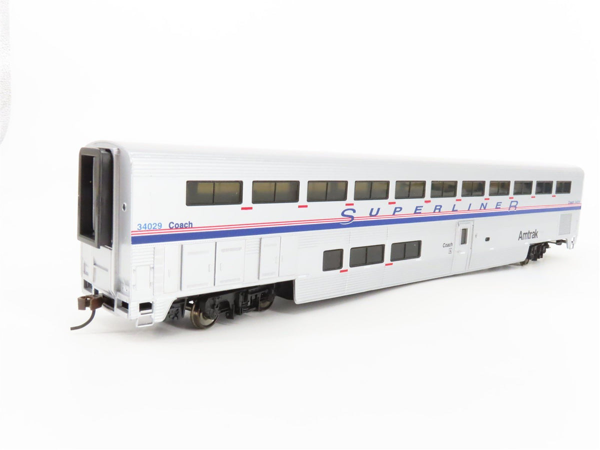 HO Walthers 932-6163 AMTK Amtrak Ph IV Superliner I Coach Passenger #34029
