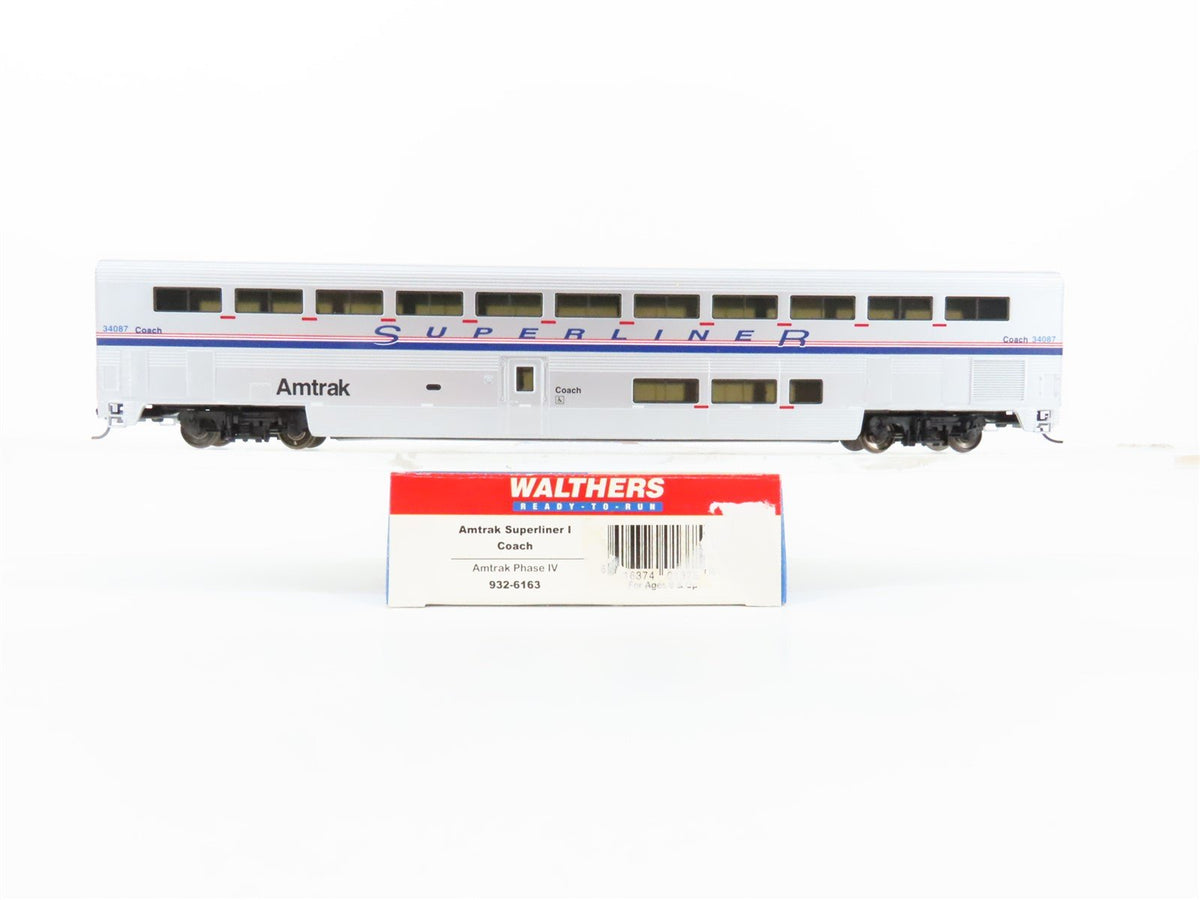 HO Walthers 932-6163 AMTK Amtrak Ph IV Superliner I Coach Passenger #34087