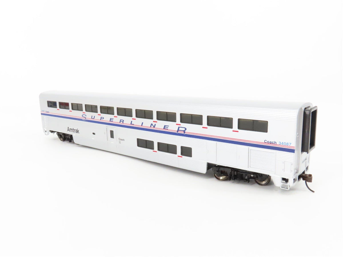 HO Walthers 932-6163 AMTK Amtrak Ph IV Superliner I Coach Passenger #34087