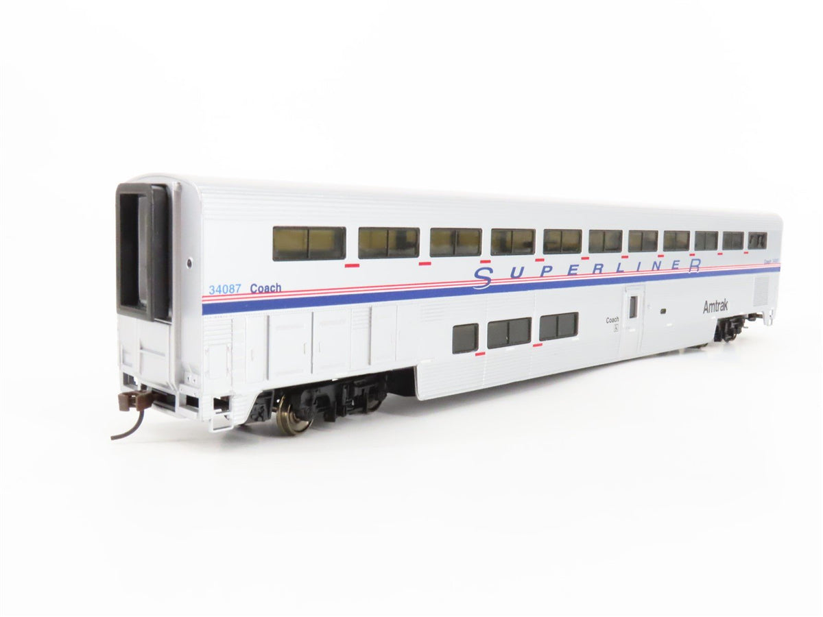 HO Walthers 932-6163 AMTK Amtrak Ph IV Superliner I Coach Passenger #34087