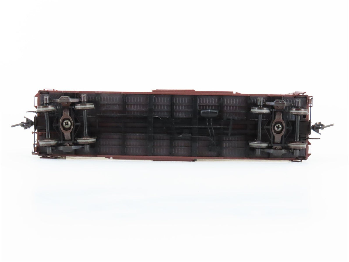 HO Scale Kadee 4019 LSBC Patched 40&#39; PS-1 Box Car #170685 w/ Graffiti