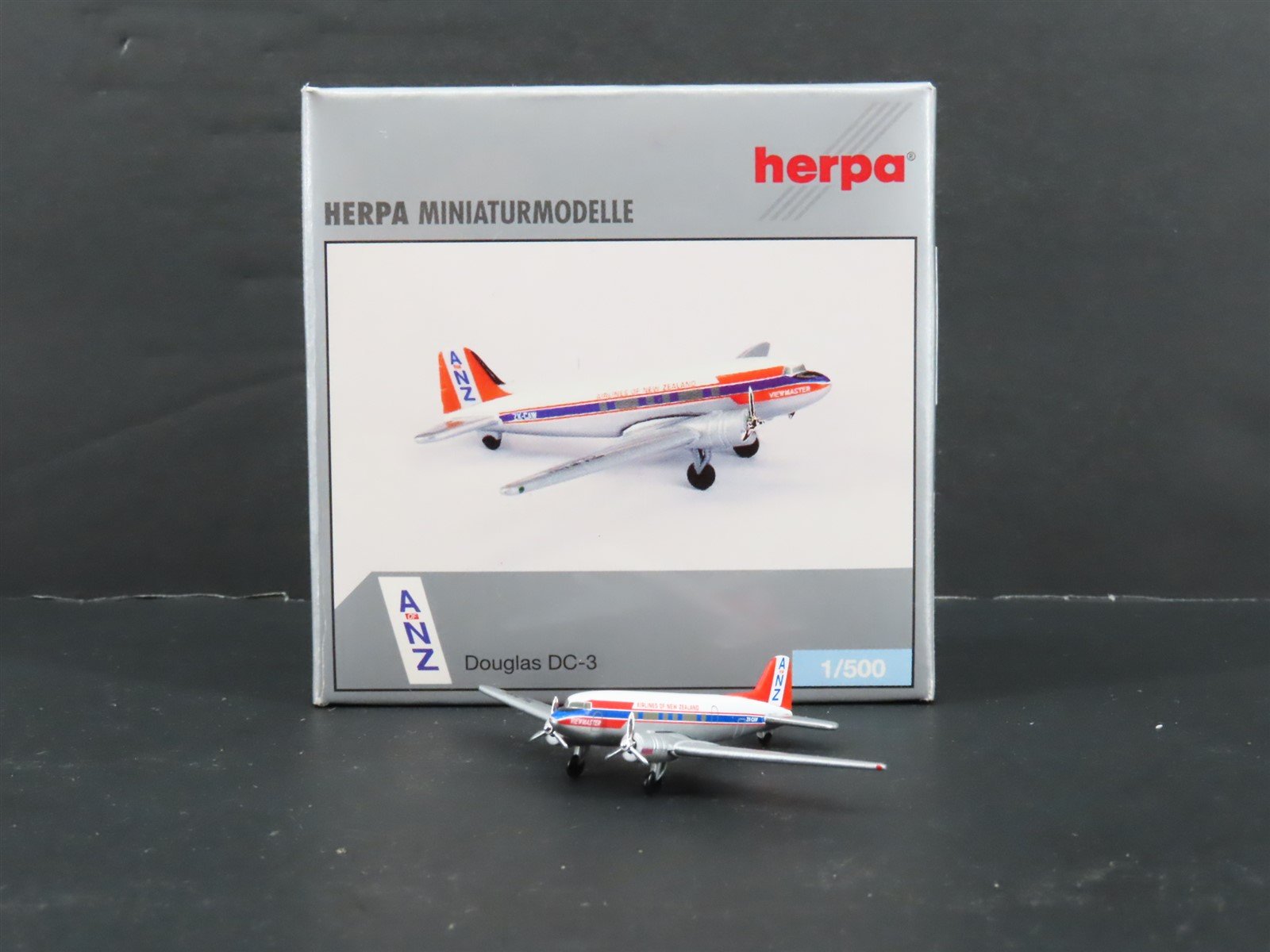 1:500 Herpa 500210 Die-Cast "A of NZ" New Zealand Douglas DC-3 Airliner ZK-CAW
