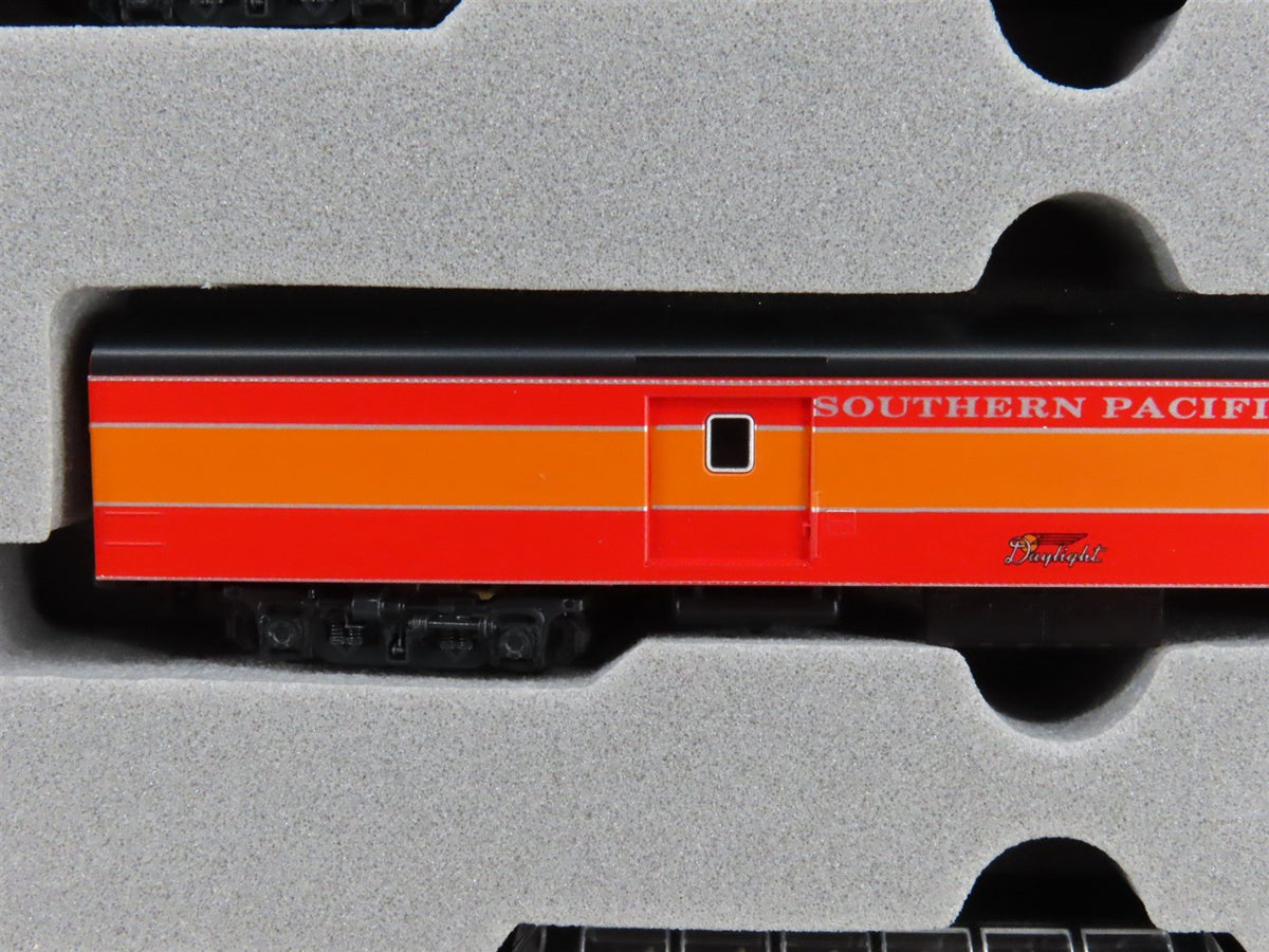 N KATO 106-029 SP Southern Pacific Daylight Smooth Side 4-Car Passenger Set