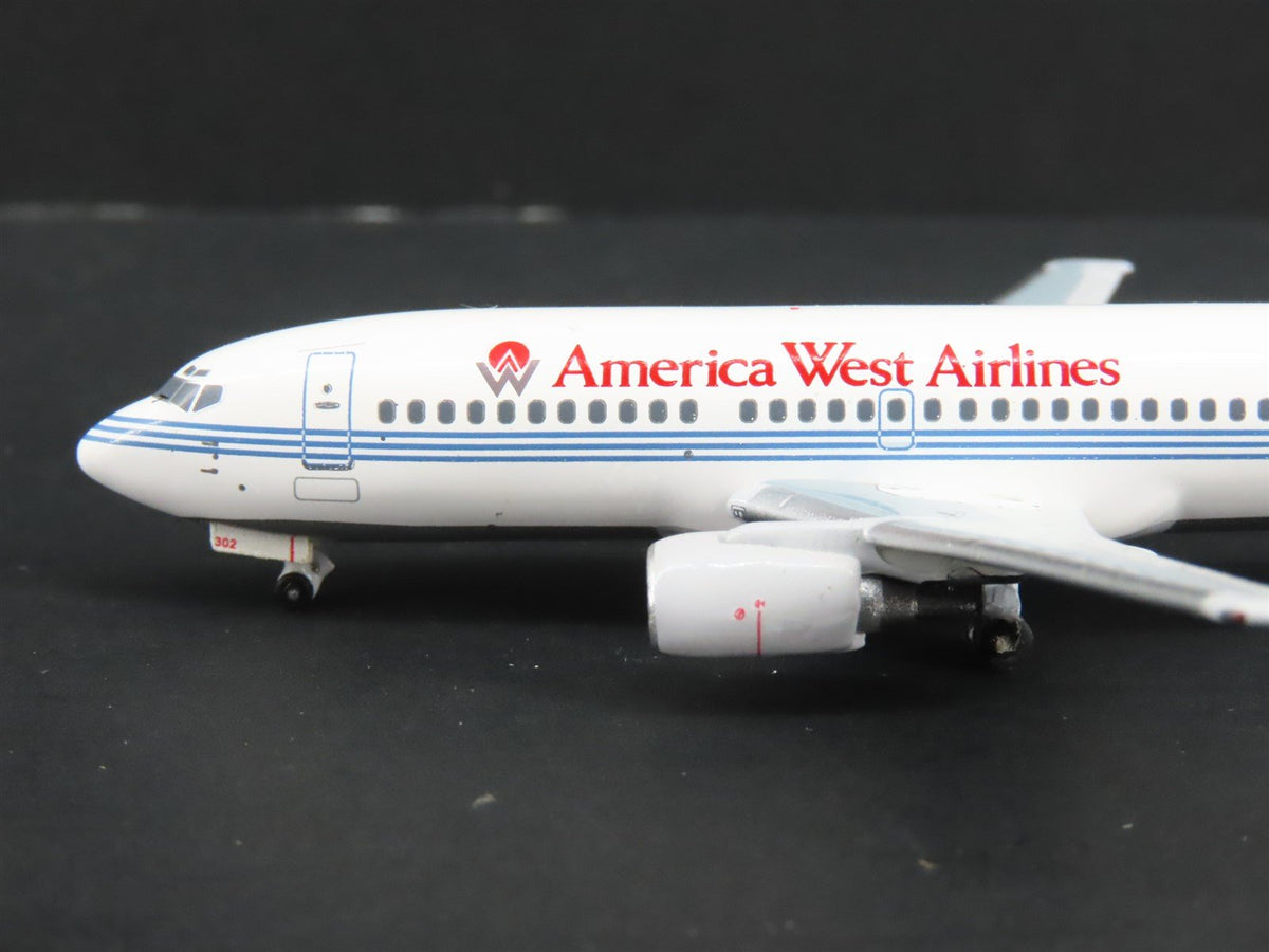 1:400 Scale Aero Classics 24009/1578 Die-Cast America West B-737-3G7 #N302AW