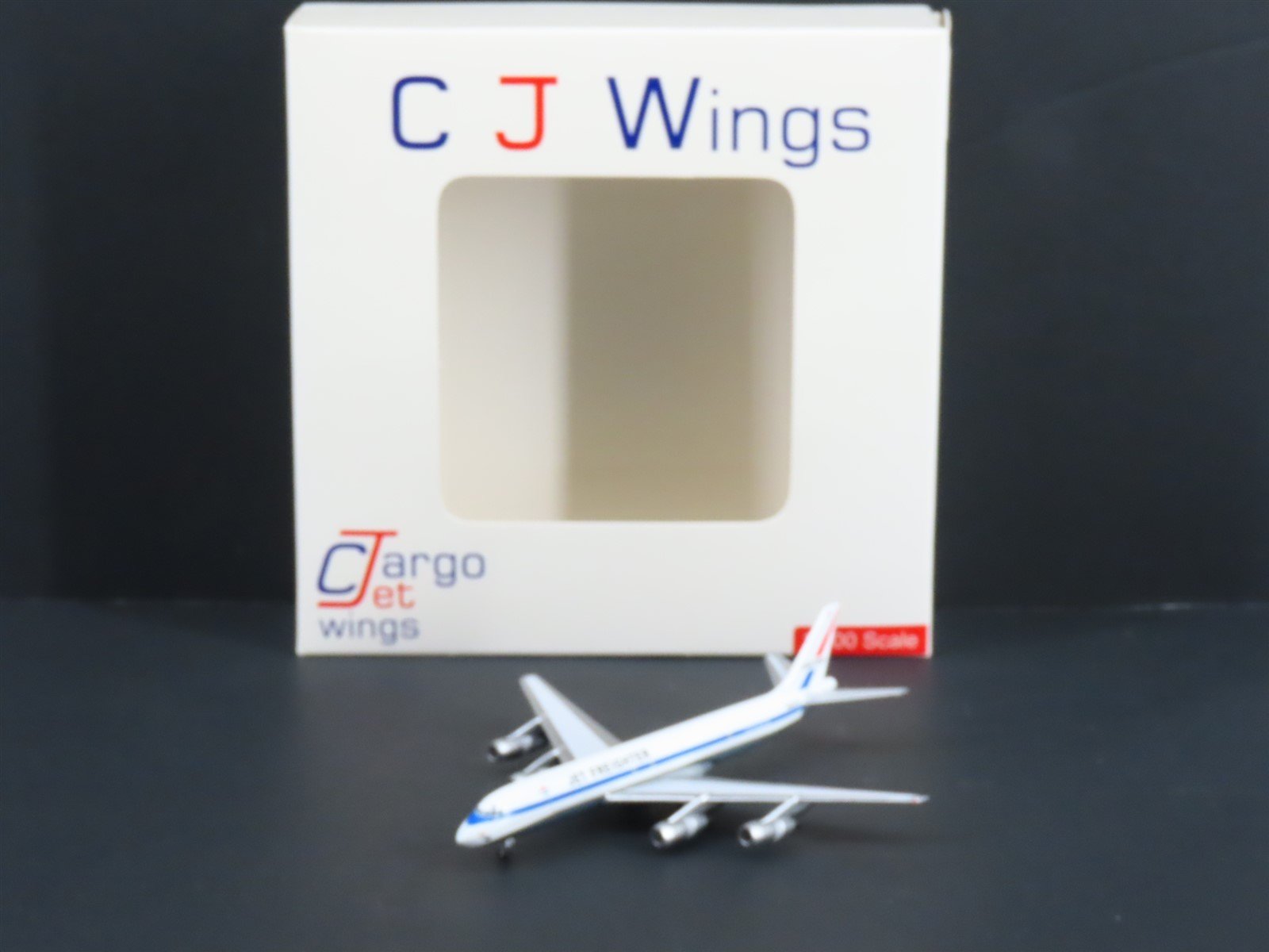 1:400 Scale CJ Wings LE Hangar Club 45880/275 United Air Lines DC-8-54F #N8047U