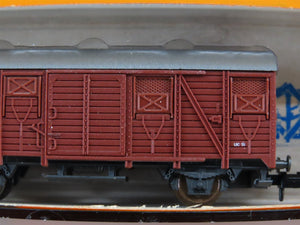 N Scale Roco 02329F DSB Danish State Railways Covered Freight Wagon