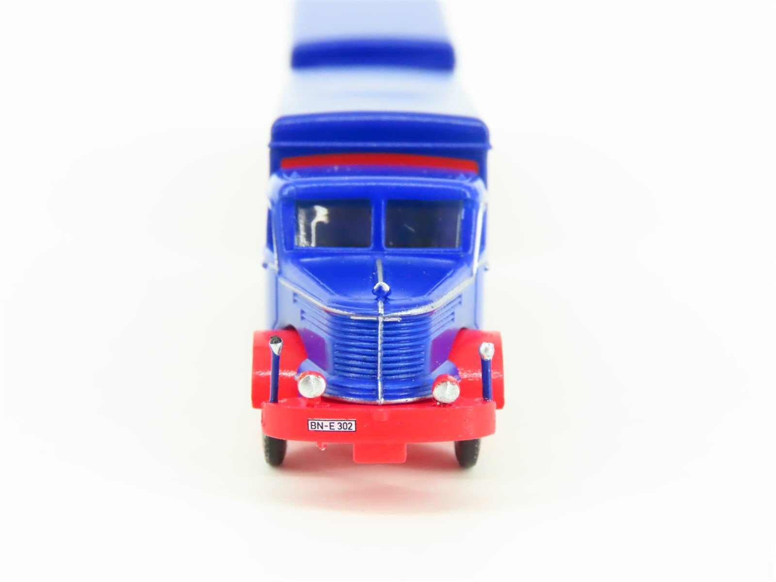 N 1:160 Scale Lemke Minis LC3316 Krupp Titan Haribo Truck & Trailers