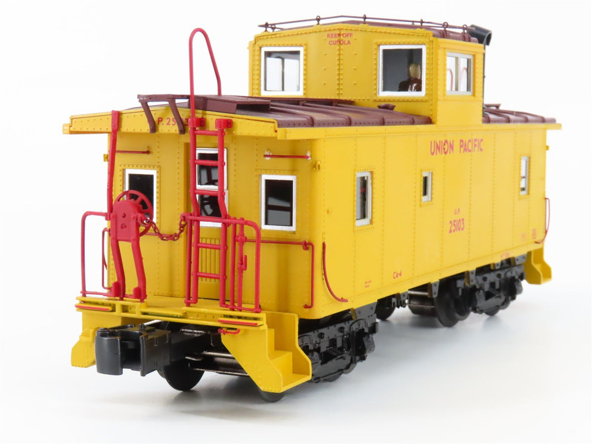 O Gauge 3-Rail Lionel 6-17691 UP Union Pacific CA-4 Caboose #25103 w/Lights