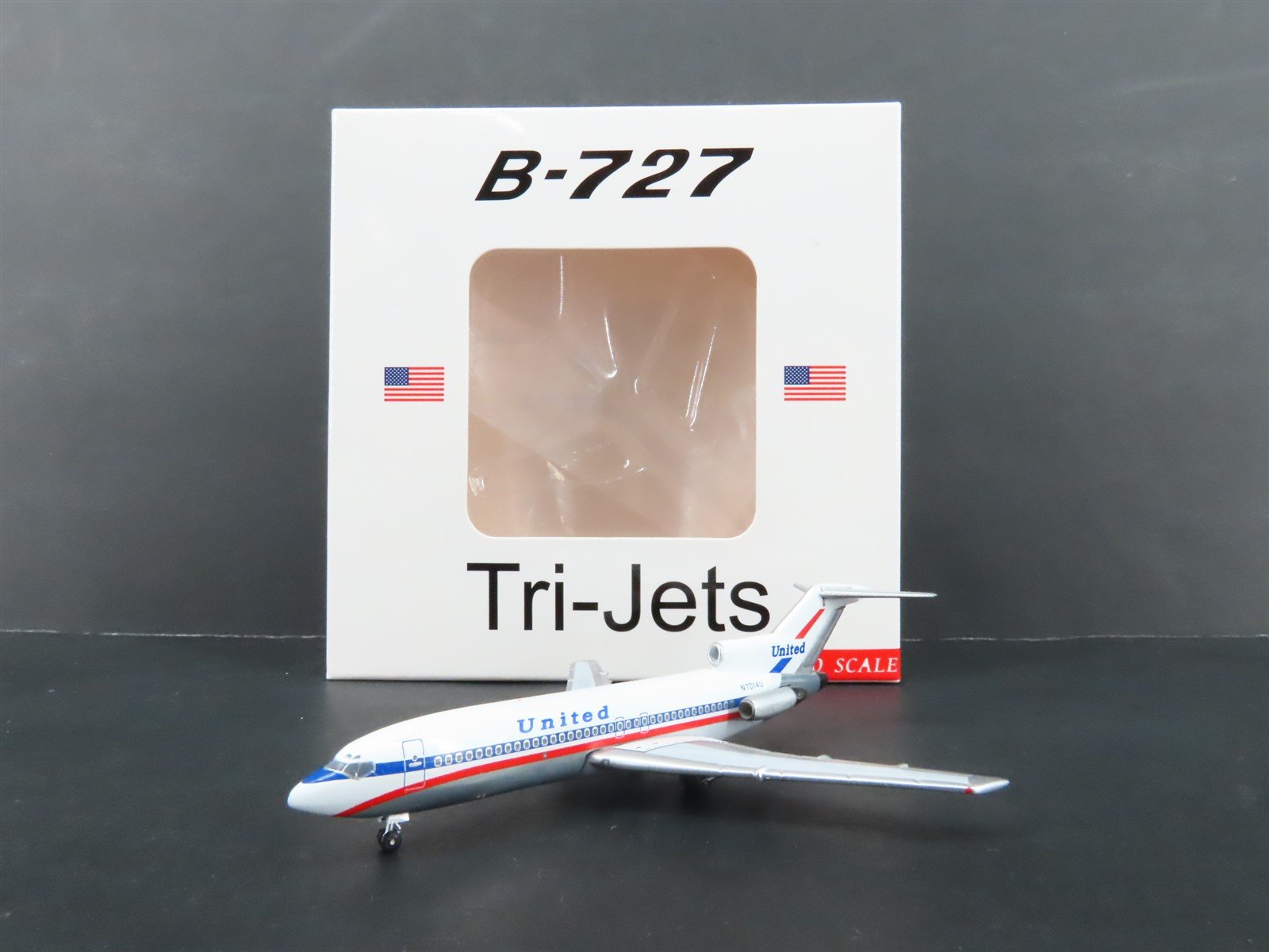 1:400 Aero Classics Die-Cast United Airlines Boeing 727-100 Tri-Jets Airliner