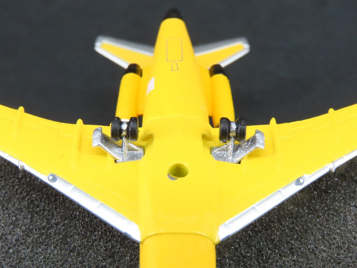 1:400 Aero Classics Die-Cast Northeast Airlines Yellowbirds B727-100 Airliner