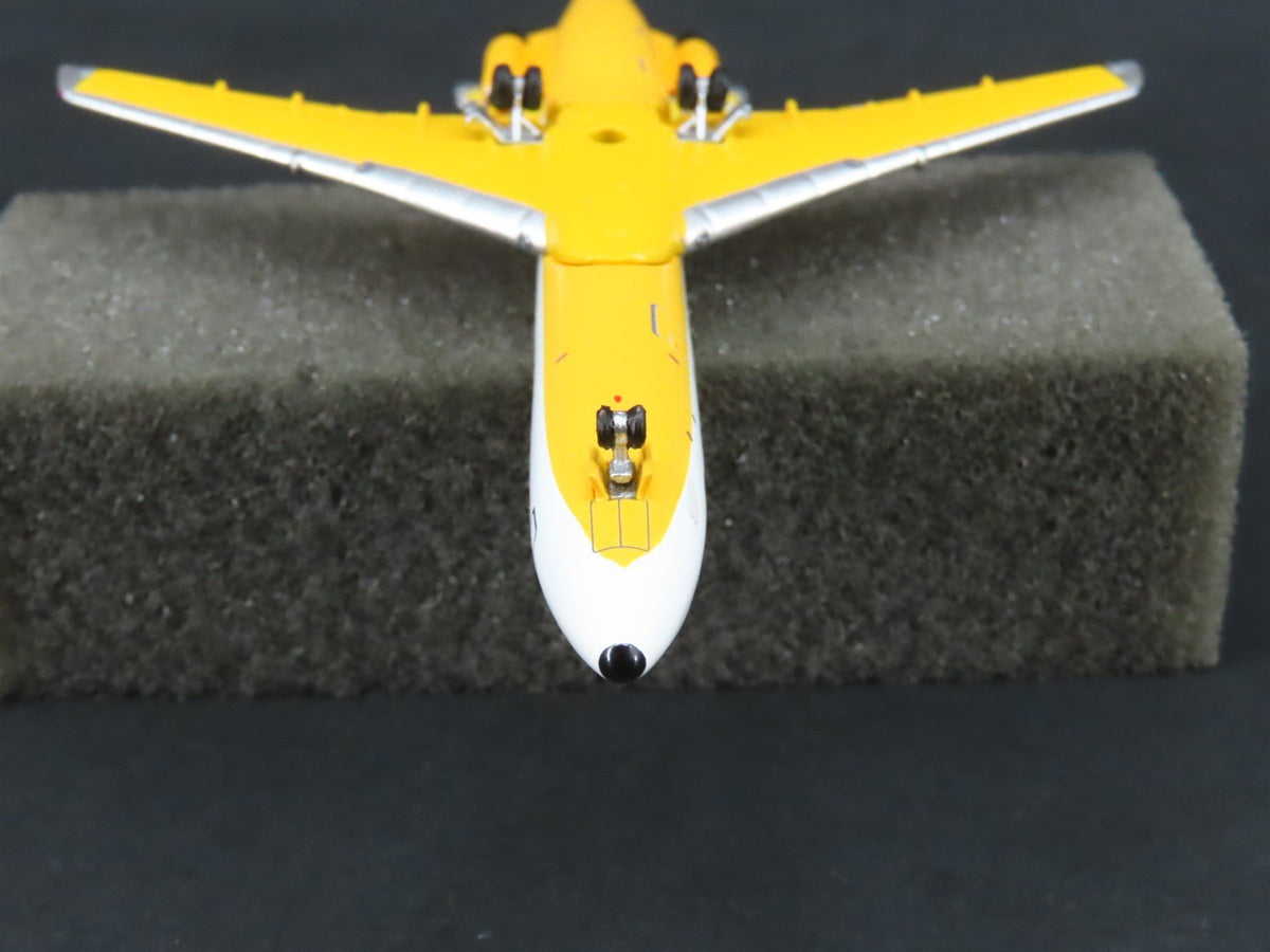 1:400 Aero Classics Die-Cast Northeast Airlines Yellowbirds B727-200 Airliner