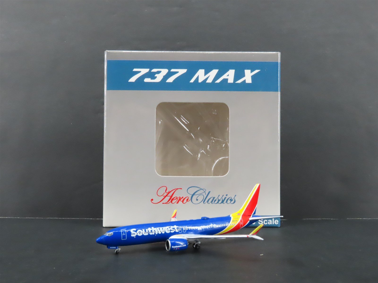 1:400 Aero Classics Die-Cast Southwest Airlines Boeing 737-Max 8 Airliner N8717M