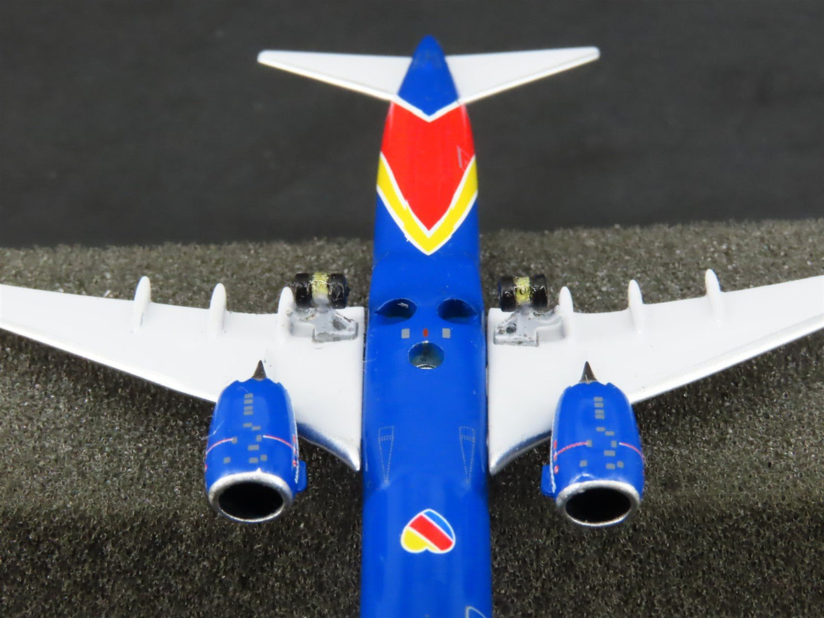 1:400 Aero Classics Die-Cast Southwest Airlines Boeing 737-Max 8 Airliner N8717M