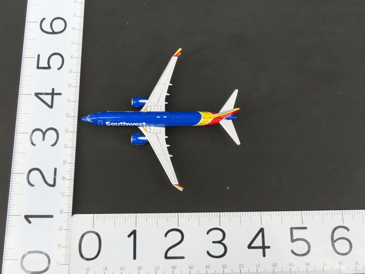 1:400 Aero Classics Die-Cast Southwest Airlines Boeing 737-Max 8 Airliner N8717M