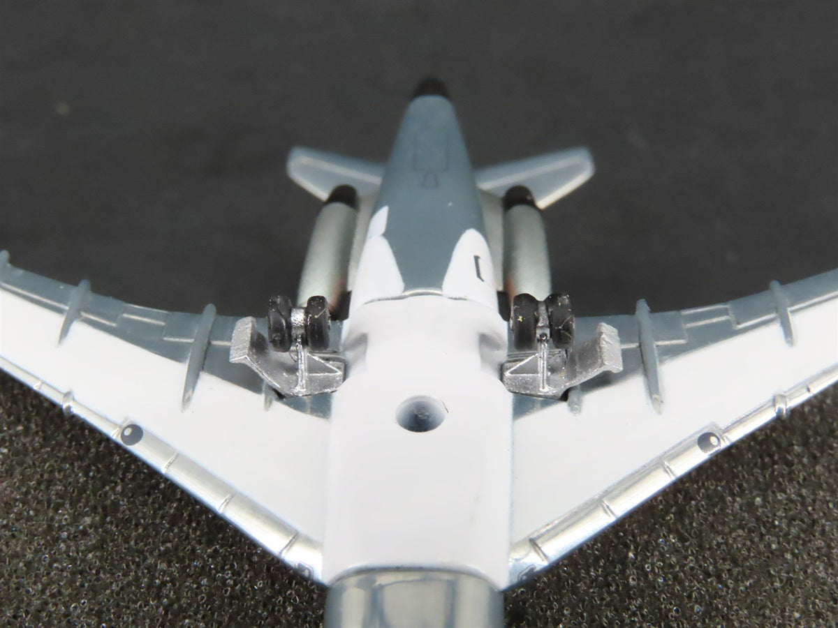 1:400 Aero Classics Historical Die-Cast American Boeing 727-100 Airliner N1901