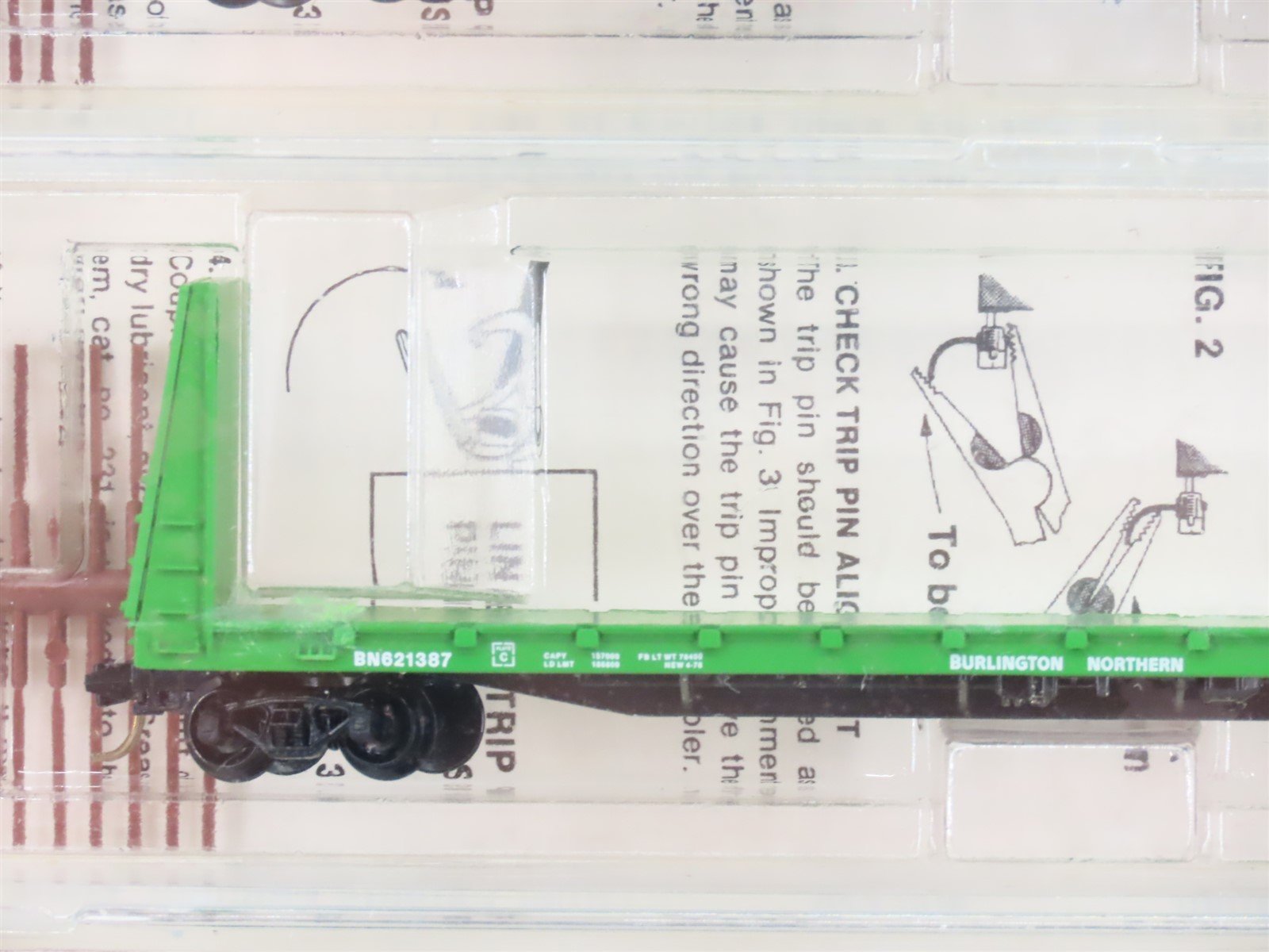 N Kadee Micro-Trains 54012 BN Burlington Northern 56' Flatcar 6 pack Sealed