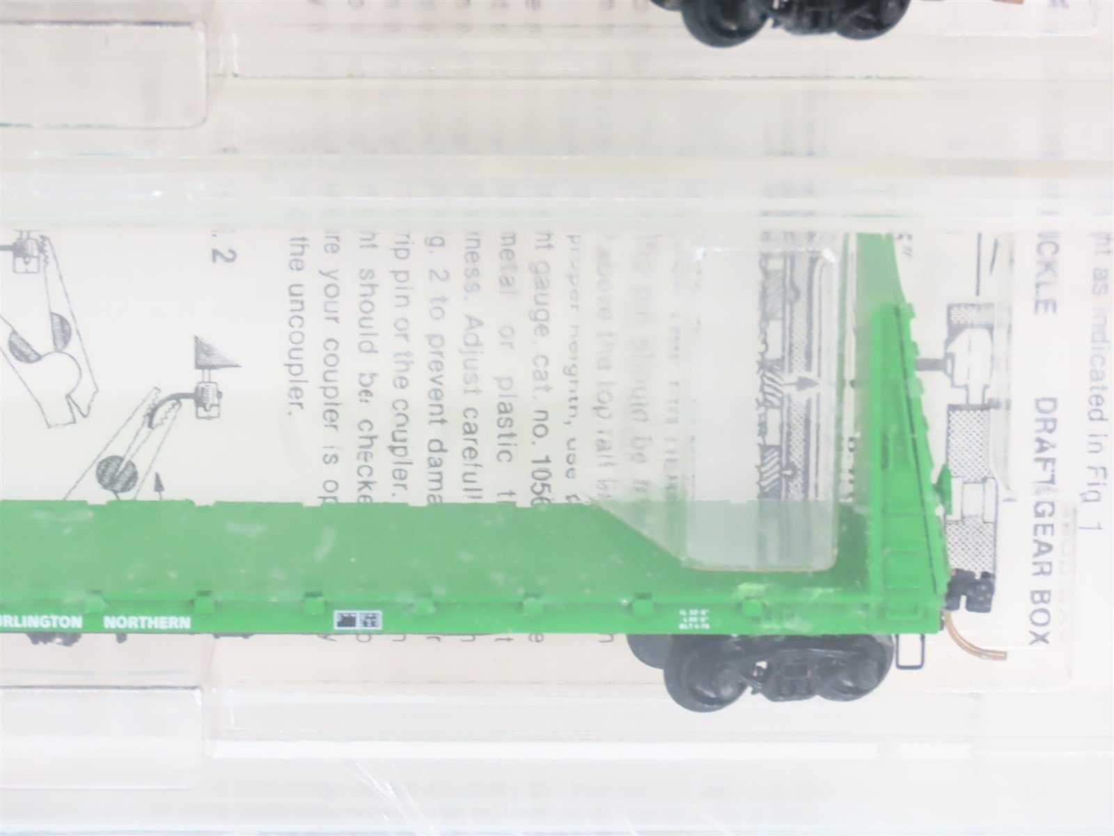 N Kadee Micro-Trains 54012 BN Burlington Northern 56' Flatcar 6 pack Sealed