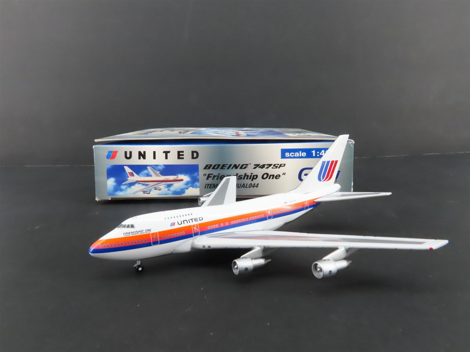 1:400 Gemini Jets Die Cast GJUAL044 United Airlines Boeing 747SP N147UA