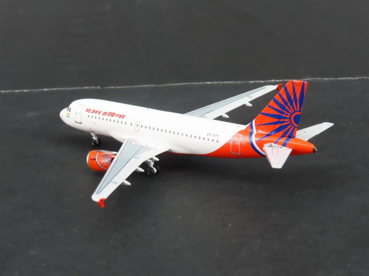 1:400 Aero Classics Baby Bus Hangar Club Die-Cast Air India Airbus A-319-112